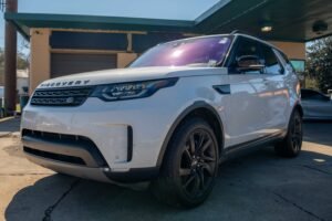 2018 Land Rover discovery HSE Luxury Sport Utility 4D