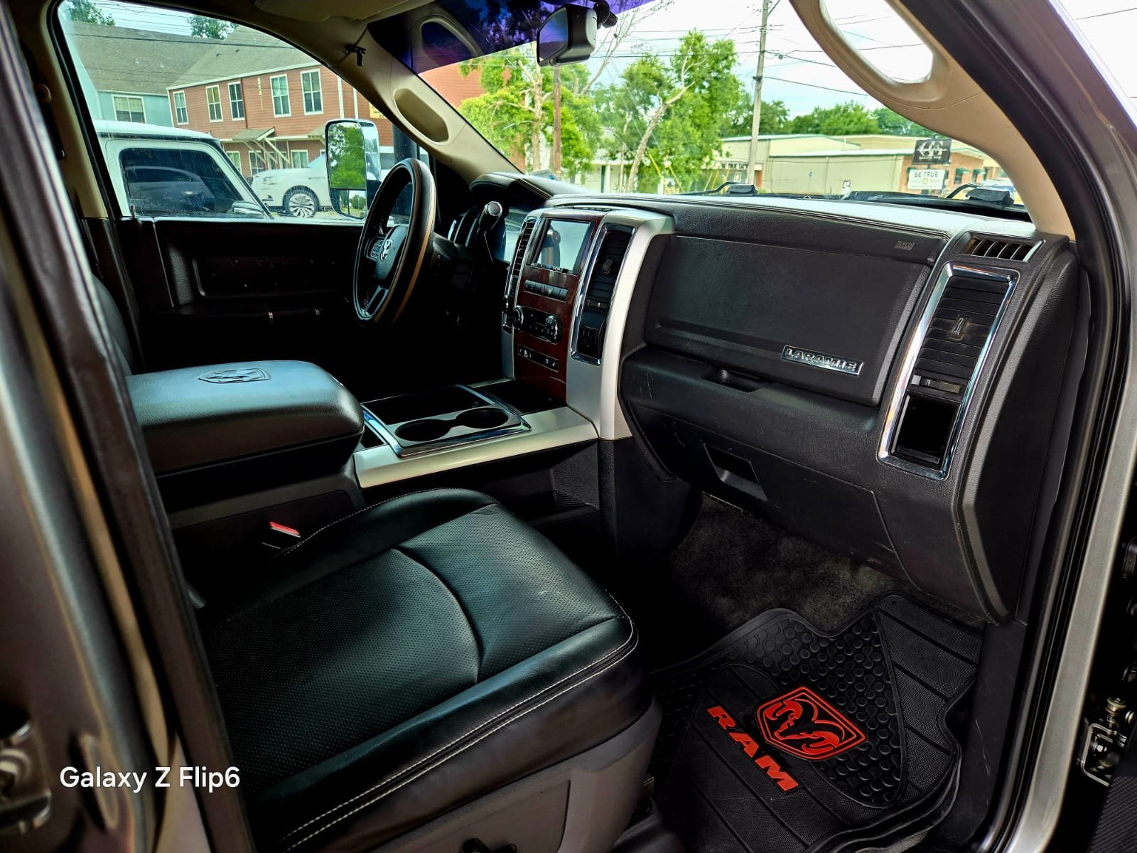 2012 RAM 3500 LARAMIE