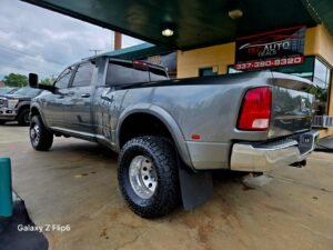 2012 RAM 3500 LARAMIE
